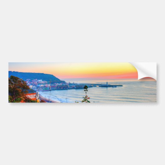 Scarborough Sunrise Bumpersticker (Voorkant)