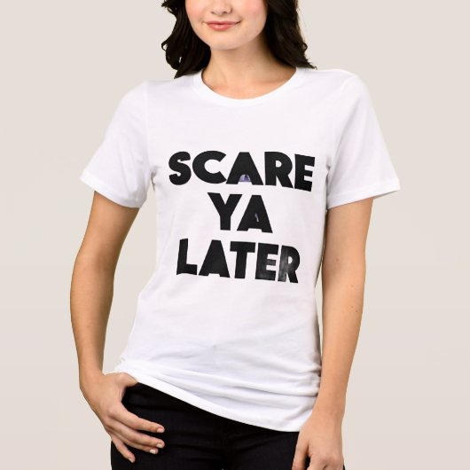Scare Ya Later Minimalistische Halloween Typografi Tri-Blend Shirt (Voorkant)