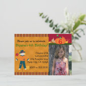 Scarecrow Herfst Autumn Photo Party Invitation Kaart (Staand voorkant)