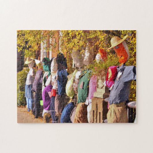 Scarecrows line Jaffrey, NH Street Legpuzzel (Horizontaal)