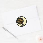 Scaredly kat in gele maan blij halloween gunst ronde sticker (Envelop)