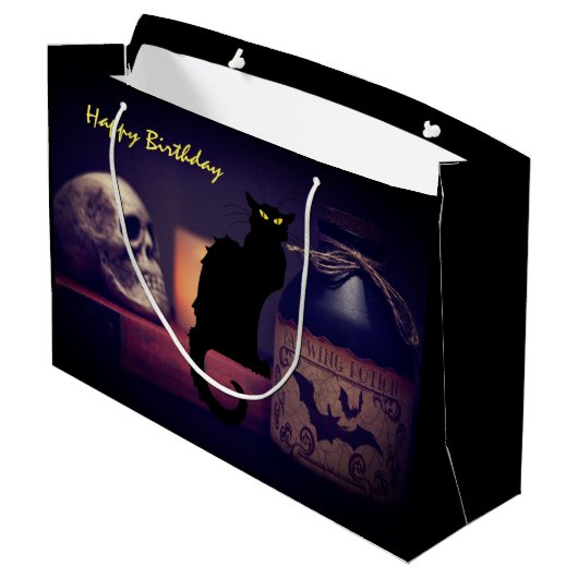 Scary Black Cat and Skull Happy Birthday Halloween Groot Cadeauzakje (Achterkant Gekanteld)