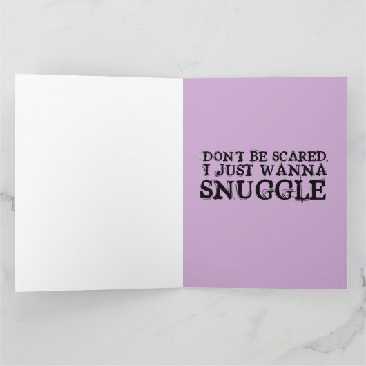 SCARY EVIL CLOED BIRTHDAY SNUGGLE Wenskaart Kaart (Binnen)