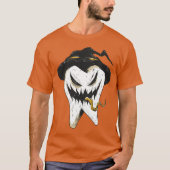 Scary Ghoulish Tooth in Witch Pet Halloween T-shirt (Voorkant)