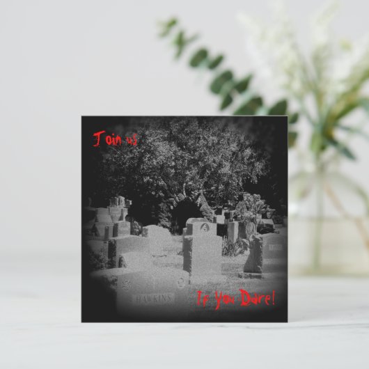 Scary Graveyard Halloween Invitation Kaart (Staand voorkant)