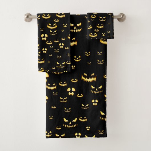Scary Halloween Pumpkin Pattern Bad Handdoek (Insitu)