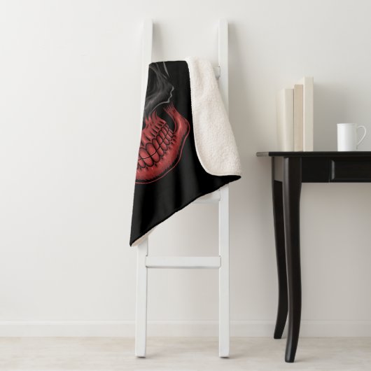 Scary Hwern Skull Sherpa Deken (In situ)