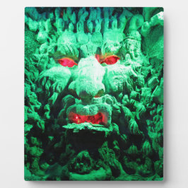 Scary Mask Face in Rock Face Fotoplaat