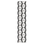 Scary Scull Black & White Pattern|Happy Halloween Korte Tafelloper (Voorkant)