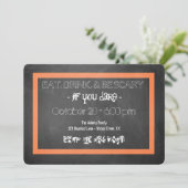 Scary Skull Chalkboard Uitnodigen Kaart (Staand voorkant)