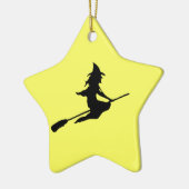 Scary Witch en Broom Keramisch Ornament (Links)