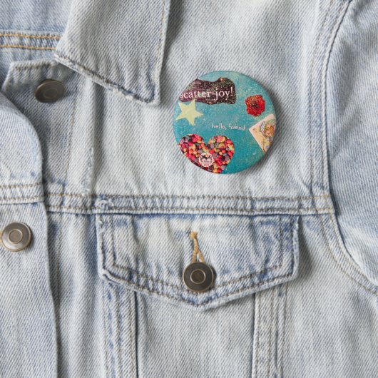 Scatter Joy. Collage Glitter Pin Ronde Button 5,7 Cm (In situ)
