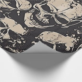 Scattered Grunge Skulls Cadeaupapier (Hoek)