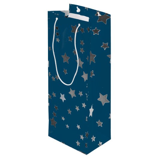 Scattered Stars Pattern on Blue Wijn Cadeautas (Achterkant Gekanteld)