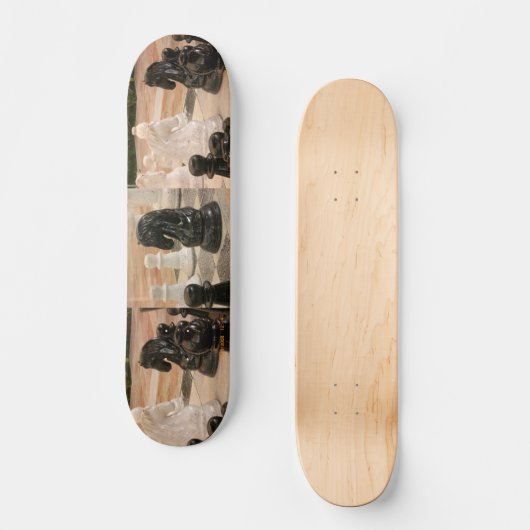 Schaakbord en schaakstukken persoonlijk skateboard (Voorkant)