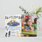 Schaakspel Verjaardag Uitnodigen met Persoonlijke Kaart (Staand voorkant)