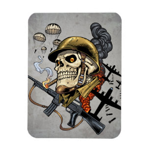 Schaal met helm, vliegtuigen en bommen magneet