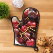 schaal met kersen ovenwant (Top down)