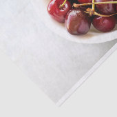 schaal met kersen tissuepapier (Detail)