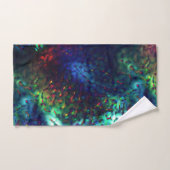 Schaal op een donkerblauwe tot gekleurde achtergro bad handdoek (Handdoek)