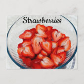 Schaal van gesneden rode aardbeien fotografisch briefkaart (Voorkant)