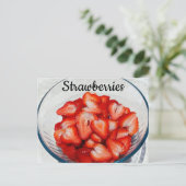Schaal van gesneden rode aardbeien fotografisch briefkaart (Staand voorkant)