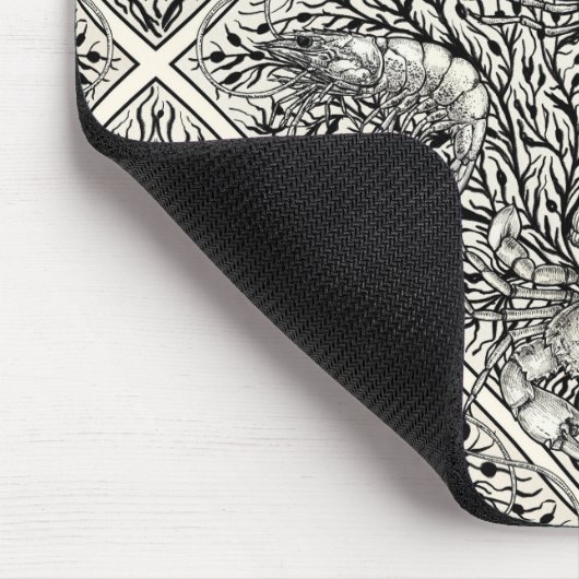 Schaaldieren in zwart en natuurlijk wit muismat (Hoek)