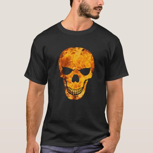 Schaamschedel met vlammen. Devil Hell Witch Hallow T-shirt (Voorkant)