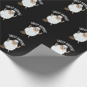 Schaap Gebeurt Grappige Poep Pun Donkere BG Cadeaupapier (Hoek)