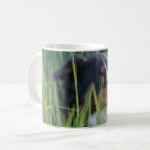 Schaapshond in Gras Koffiemok (Voorkant links)