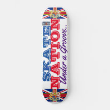 SCHAATS NATION onder een Groove UK Skateboard
