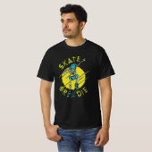 Schaats of die Skeleton Skateboarder T-shirt (Voorkant volledig)