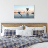 Schaatsen langs windmolen en riet canvas afdruk (Insitu (Slaapkamer))