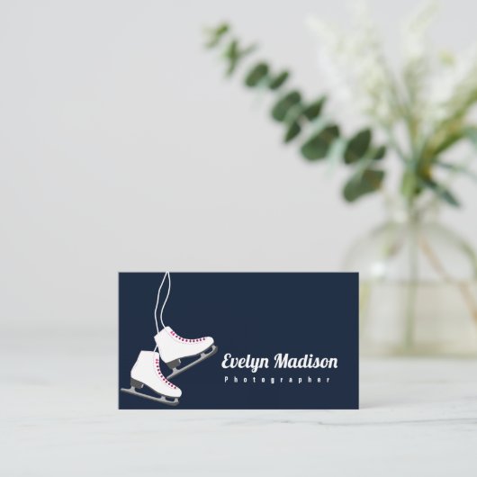 schaatsen met stijl in witte h768 visitekaartje (Staand voorkant)