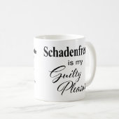 Schadenfreude* is mijn Guilty Pleasure Coffee Mok (Voorkant rechts)