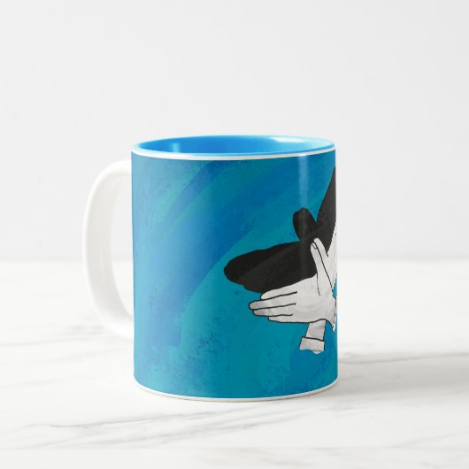 Schaduw Eagle op blauw Tweekleurige Koffiemok (Voorkant links)