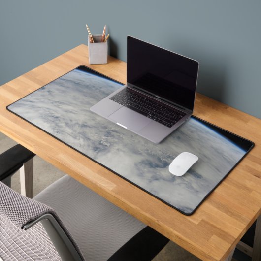 Schaduw van de maan gegoten op de noordelijke Stil Bureaumat (Kantoor 2)