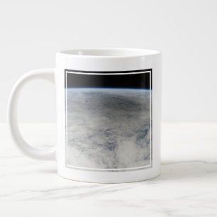 Schaduw van de maan gegoten op de noordelijke Stil Grote Koffiekop