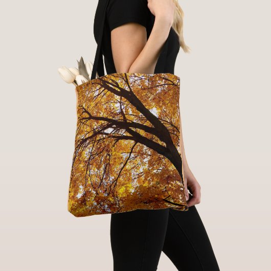 Schaduwen herfst Tree Tote Bag (Dichtbij)