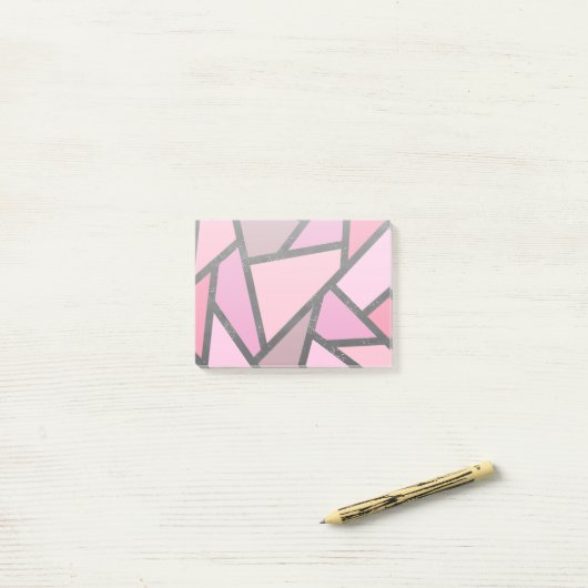 Schaduwen van het patroon van gekleurd koraal glas post-it® notes (Op bureau)
