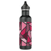 Schaduwen van roze gekleurd glas waterfles  (Rechts)