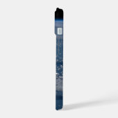 Schaduwen van wolken over het Filipijnse Zee iPhone 15 Case (Linkerkant)