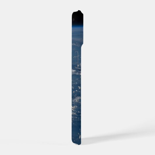 Schaduwen van wolken over het Filipijnse Zee iPhone 15 Case (Rechterkant)