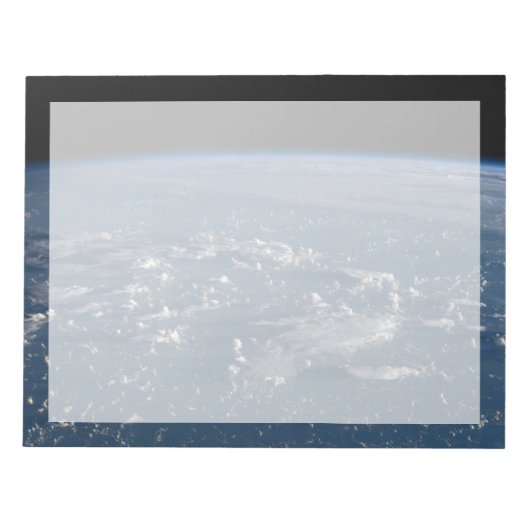 Schaduwen van wolken over het Filipijnse Zee Notitieblok (Voorkant)