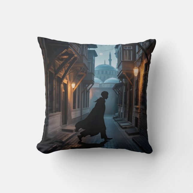 Schaduwloper in Istanboelse straten Kussen (Voorkant)