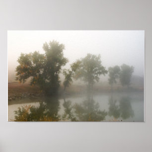 Schaduwmeer in de Mist Poster