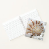 Schalen in het zand Notitieboek (Binnen)