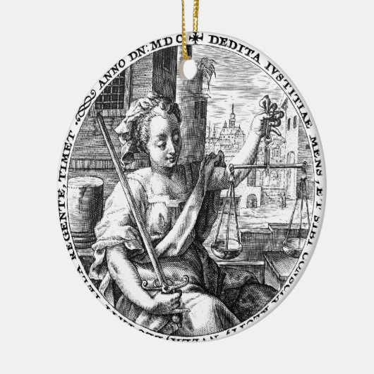 Schalen van het recht keramisch ornament (Links)