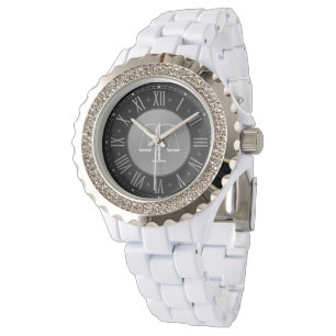 Schalen van het recht   Klassiek Horloge