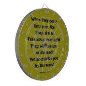 Schandaliseer je als de ergste dartbord (Voorkant Links)